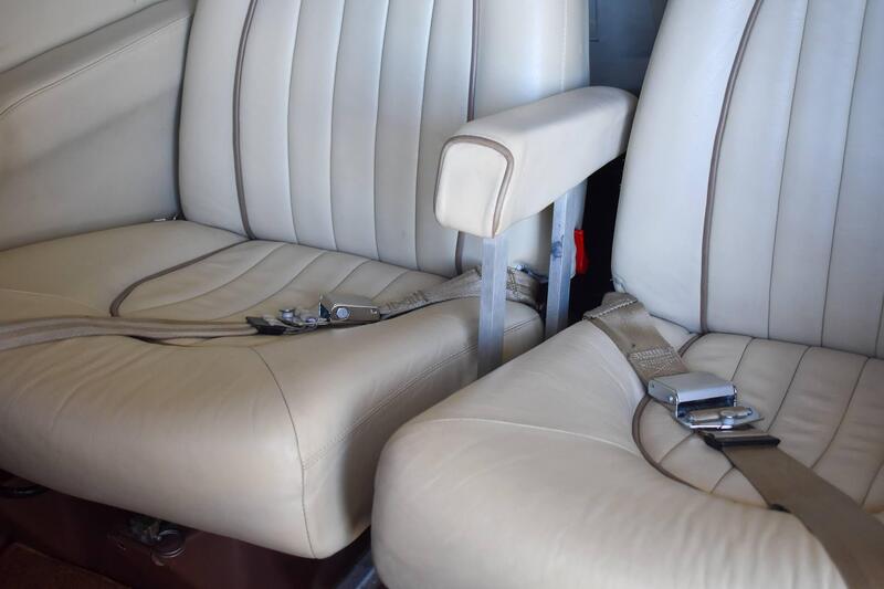 Beechcraft A36 Bonanza thumbnail 23