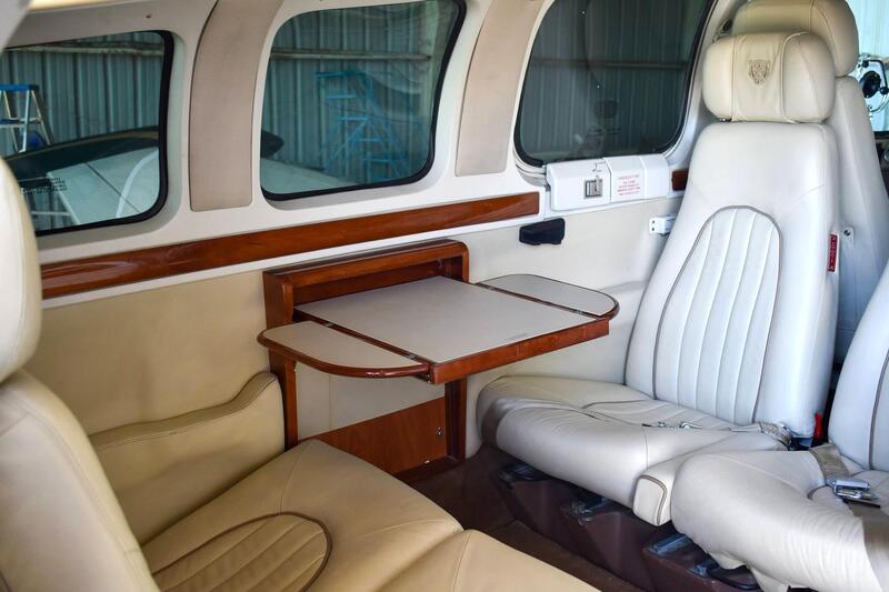 Beechcraft A36 Bonanza thumbnail 19
