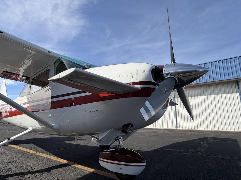 1976 Cessna 182P Skylane 3