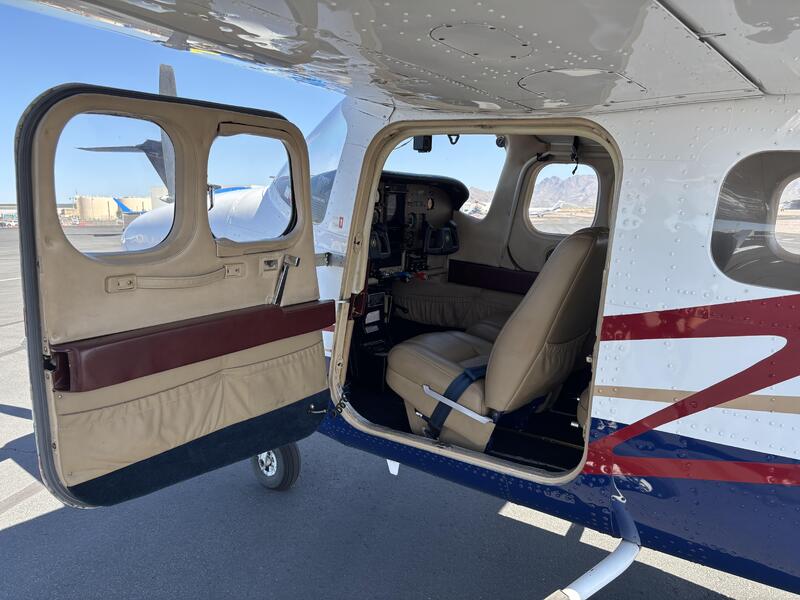 Cessna P210n Centurion thumbnail 32
