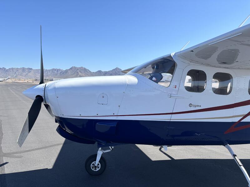 Cessna P210n Centurion thumbnail 4