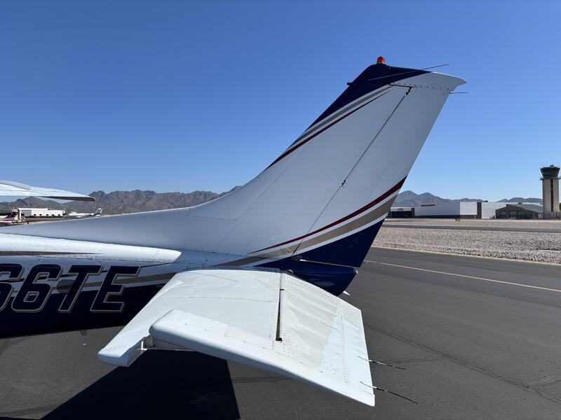 Cessna P210n Centurion thumbnail 9