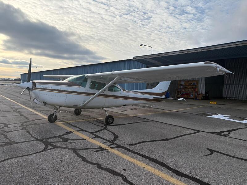 Cessna Tr182 Skylane thumbnail 3