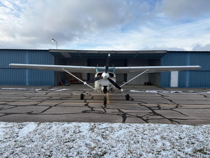 Cessna Tr182 Skylane thumbnail 2