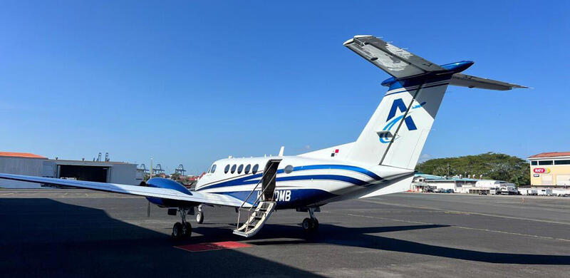 Beechcraft King Air B200 thumbnail 4