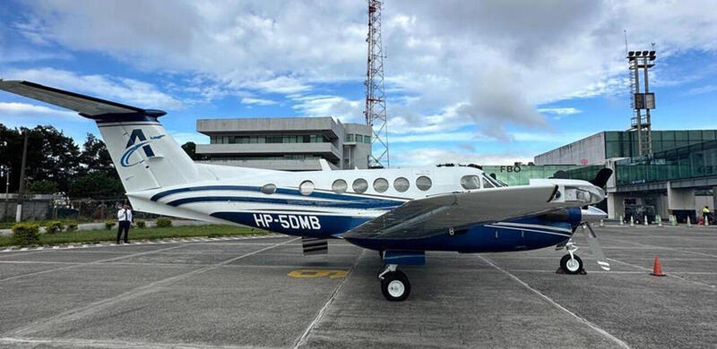 Beechcraft King Air B200 thumbnail 3