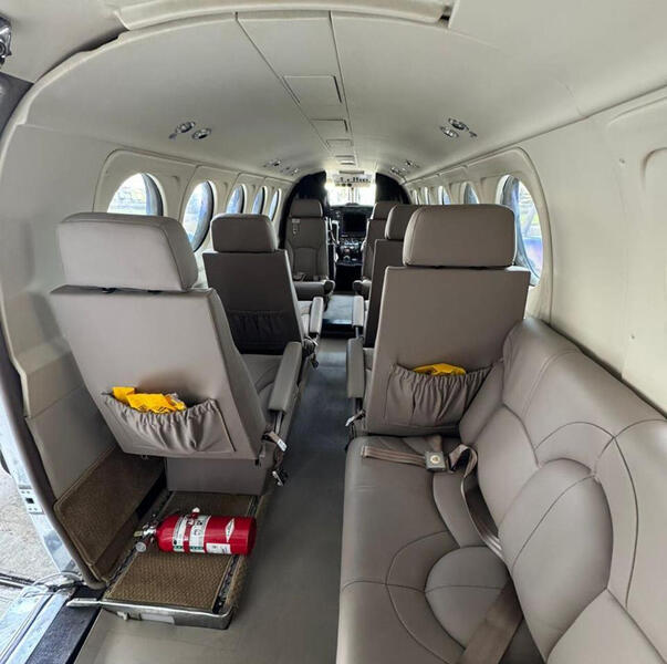 Beechcraft King Air B200 thumbnail 9