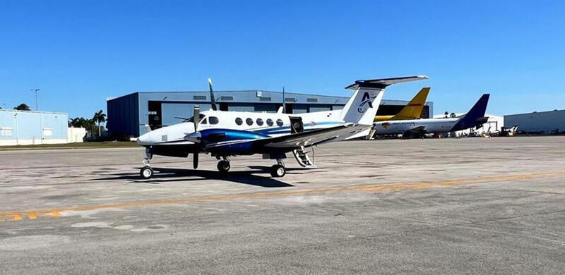 Beechcraft King Air B200 thumbnail 2