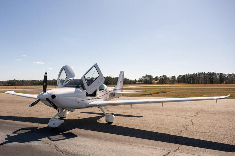 Cirrus Sr20 G7 thumbnail 5