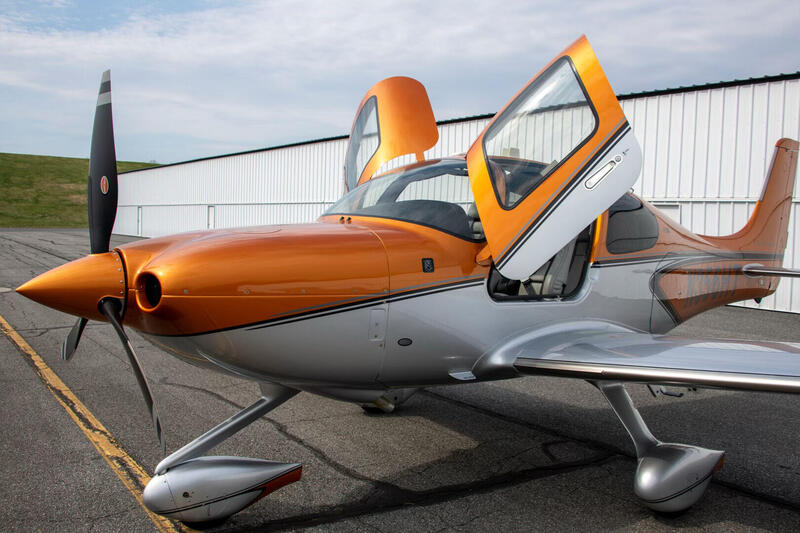 2022 Cirrus SR22 G6 4