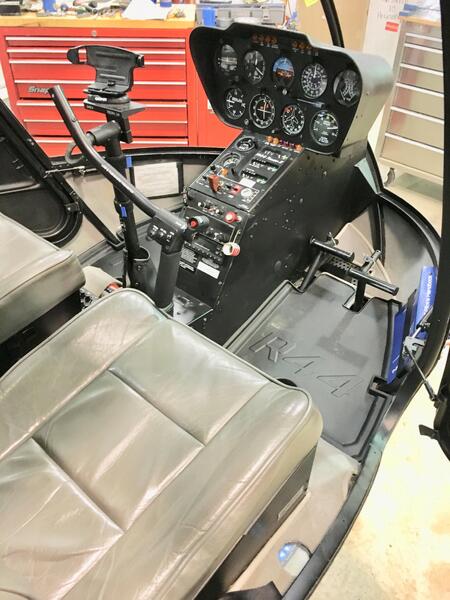2005 Piston Helicopter Robinson 3