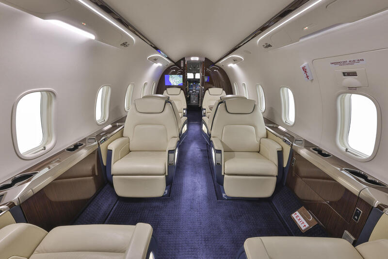 Bombardier Challenger 350 thumbnail 10