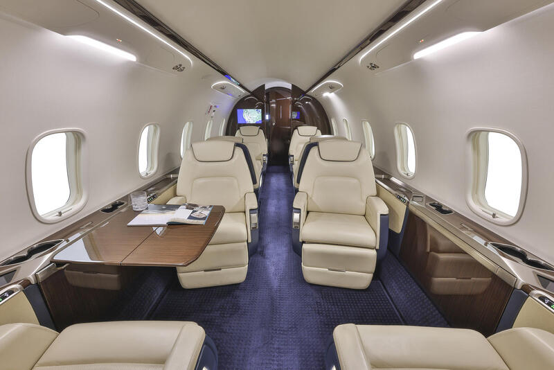 Bombardier Challenger 350 thumbnail 8