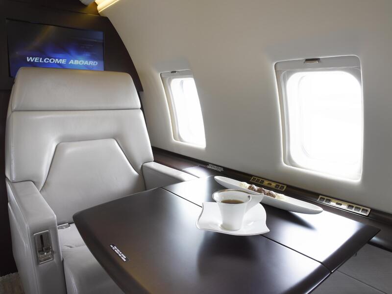 Bombardier Challenger 604 Cl 604 thumbnail 16