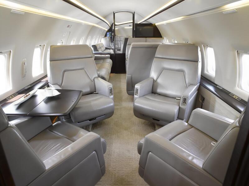 Bombardier Challenger 604 Cl 604 thumbnail 8