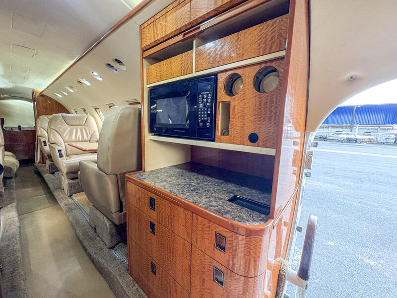 Hawker 800a thumbnail 3