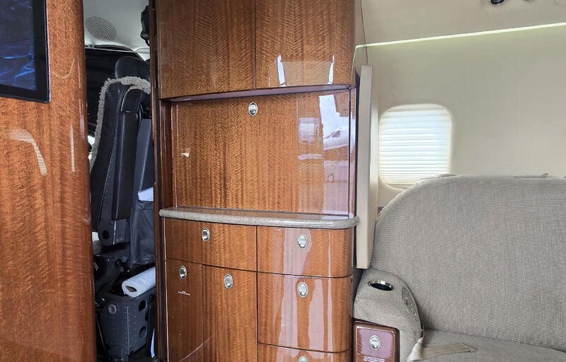 Learjet 60se thumbnail 10