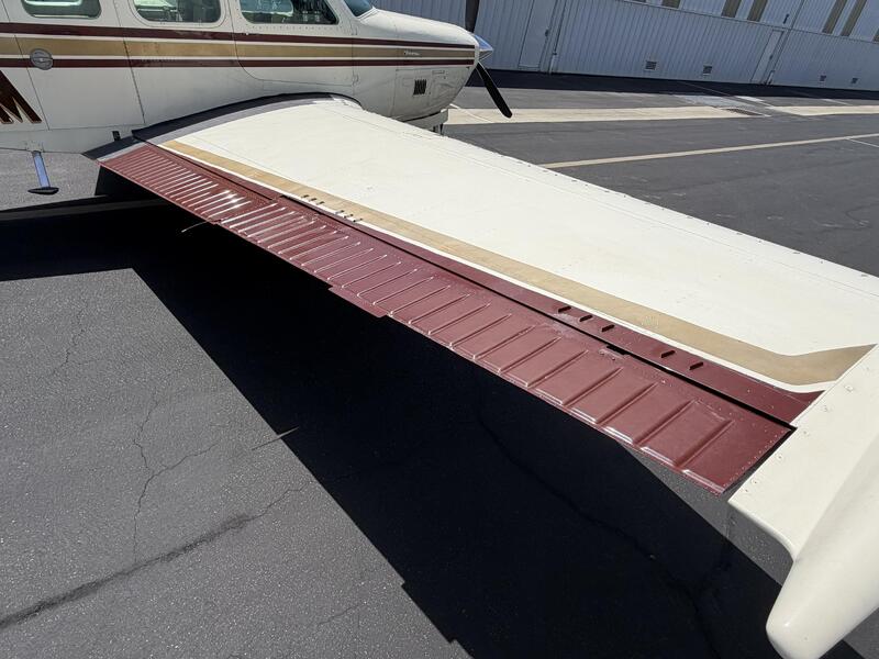 Beechcraft A36tc Bonanza thumbnail 19