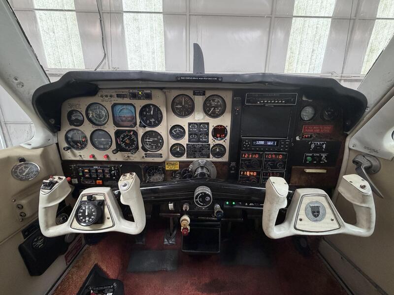 Beechcraft A36tc Bonanza thumbnail 41