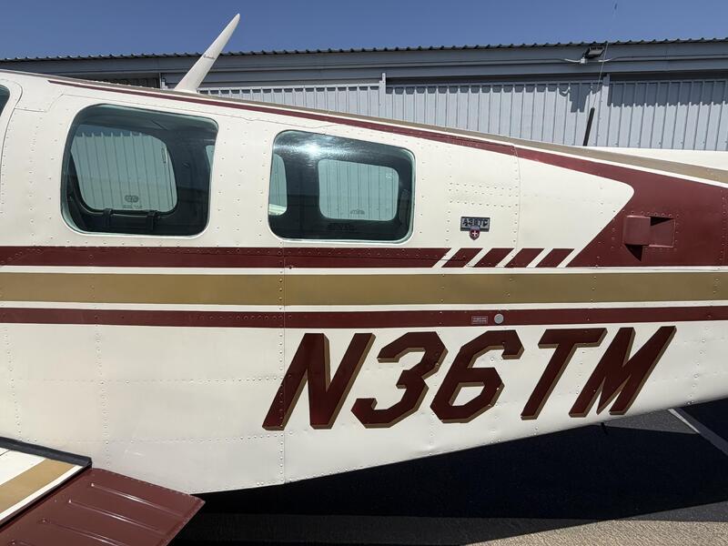 Beechcraft A36tc Bonanza thumbnail 11