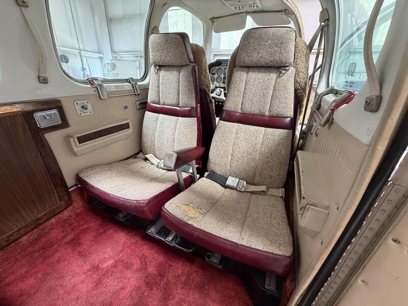 Beechcraft A36tc Bonanza thumbnail 36