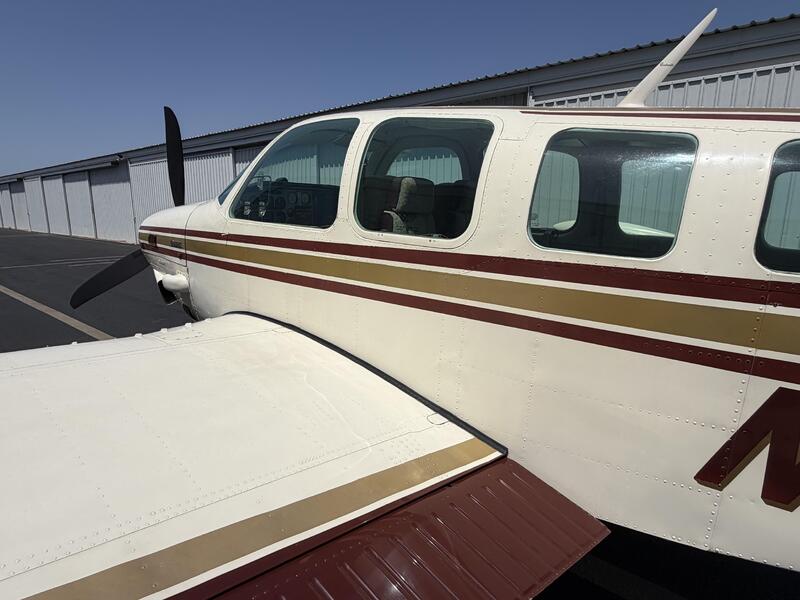 Beechcraft A36tc Bonanza thumbnail 10