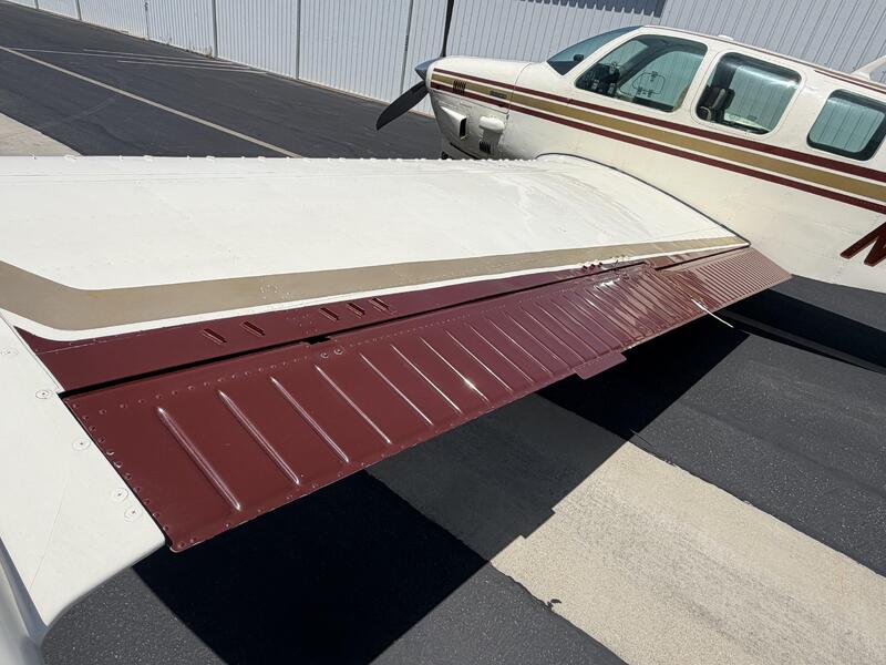 Beechcraft A36tc Bonanza thumbnail 9