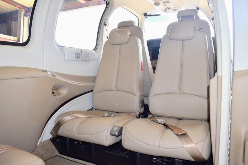 Beechcraft G36 Bonanza thumbnail 27