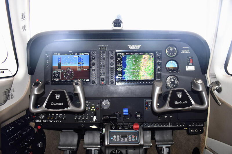 Beechcraft G36 Bonanza thumbnail 14