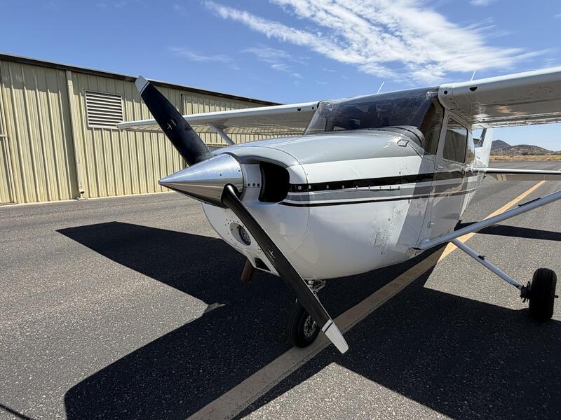 Cessna 172n Skyhawk thumbnail 2