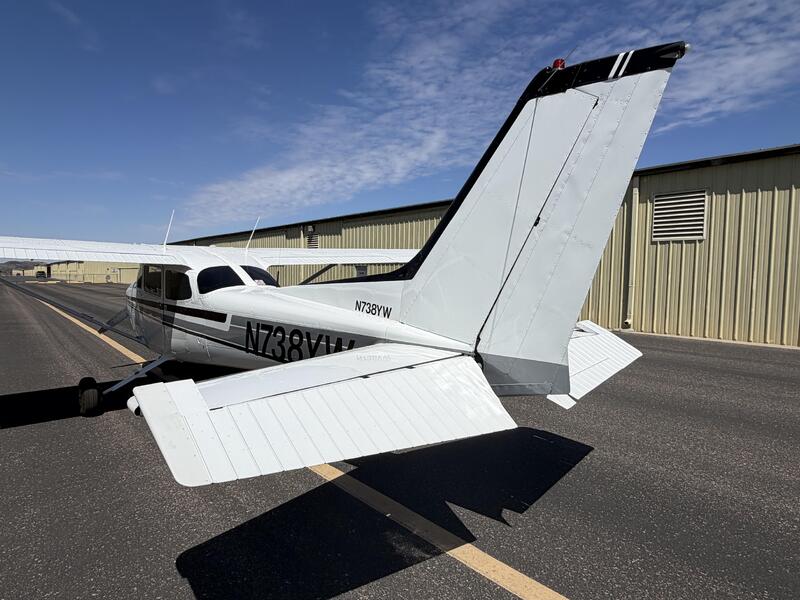 Cessna 172n Skyhawk thumbnail 14