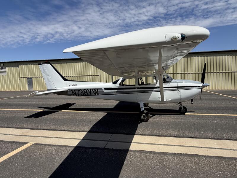 Cessna 172n Skyhawk thumbnail 32
