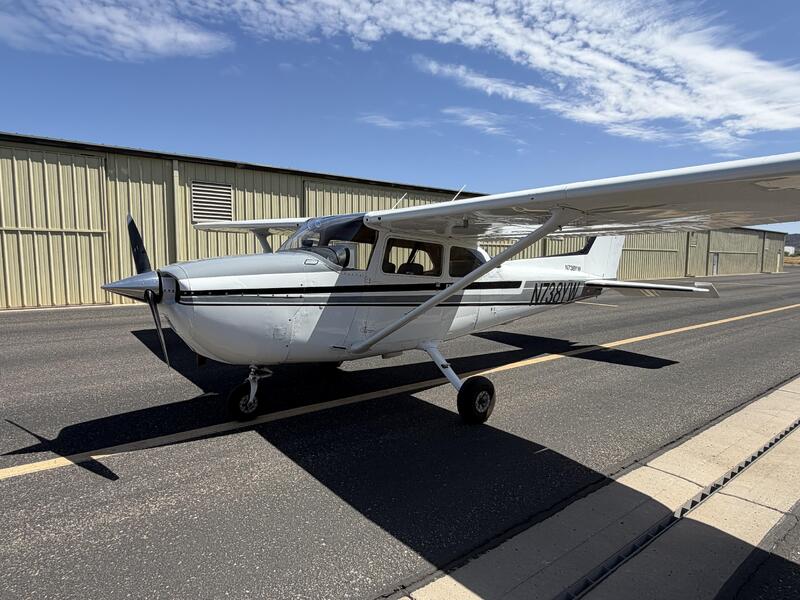 Cessna 172n Skyhawk thumbnail 9