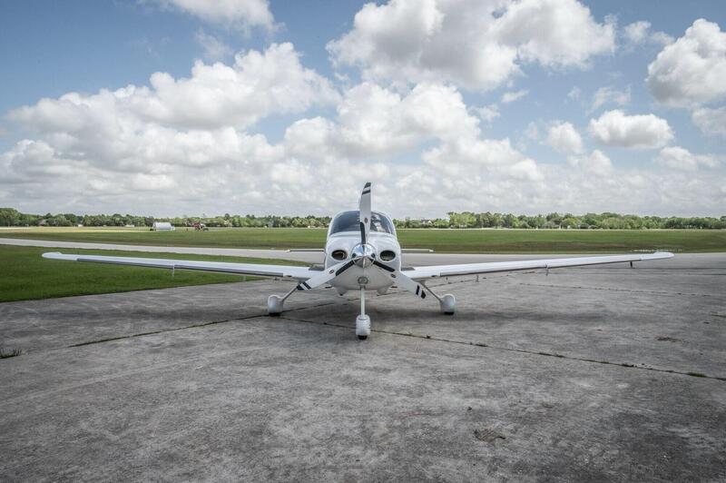 Cirrus Sr22 G2 thumbnail 3