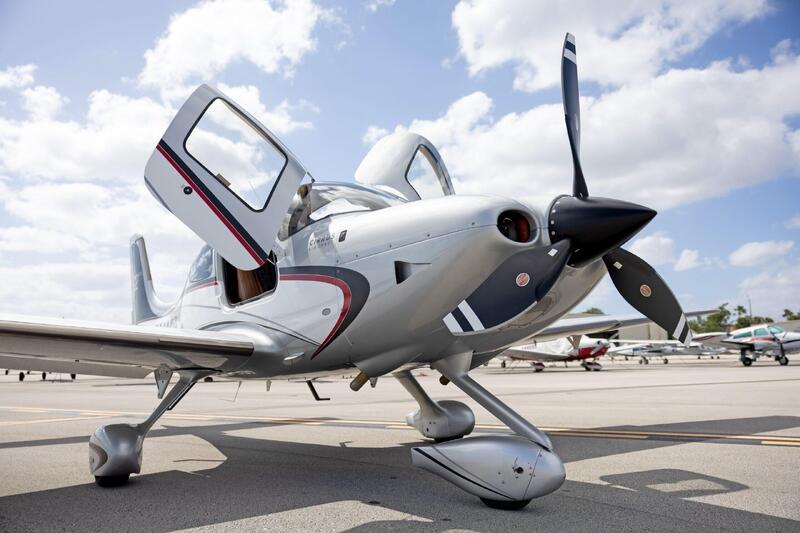 Cirrus Sr22 G3 thumbnail 2