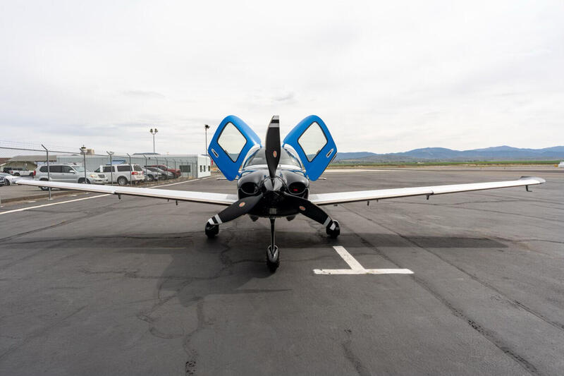 Cirrus Sr22t G6 thumbnail 3