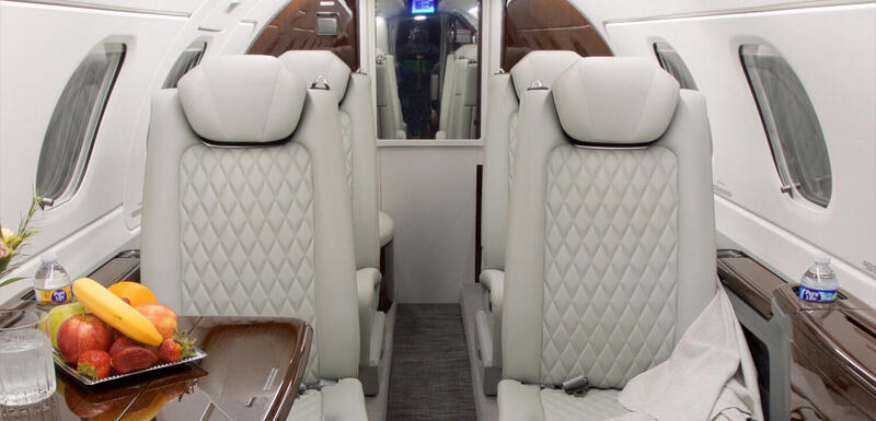 Embraer Phenom 300e thumbnail 9