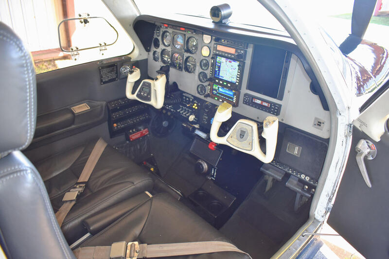 Beechcraft A36 Bonanza thumbnail 23