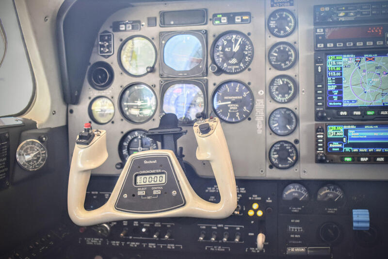 Beechcraft A36 Bonanza thumbnail 15