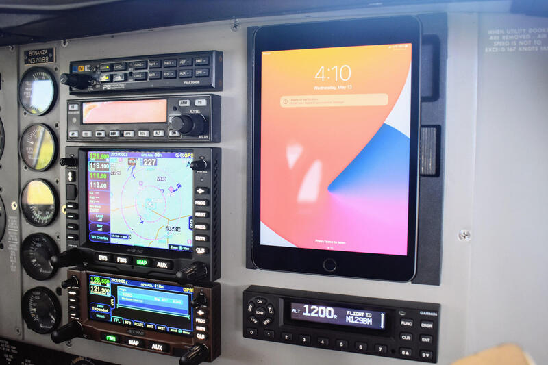 Beechcraft A36 Bonanza thumbnail 21