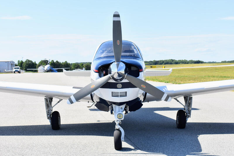 Beechcraft A36 Bonanza thumbnail 7