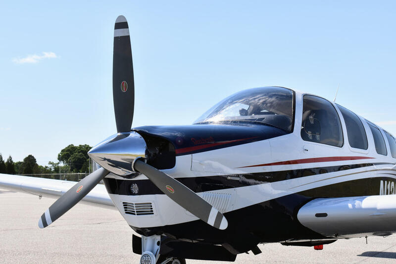 Beechcraft A36 Bonanza thumbnail 6
