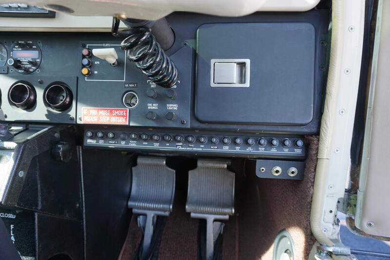 Beechcraft A36 Bonanza thumbnail 43