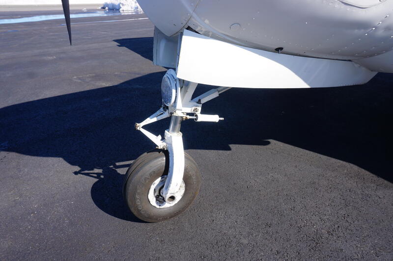 Beechcraft A36 Bonanza thumbnail 16