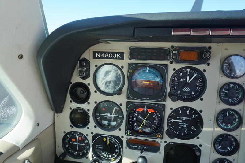Beechcraft A36 Bonanza thumbnail 32