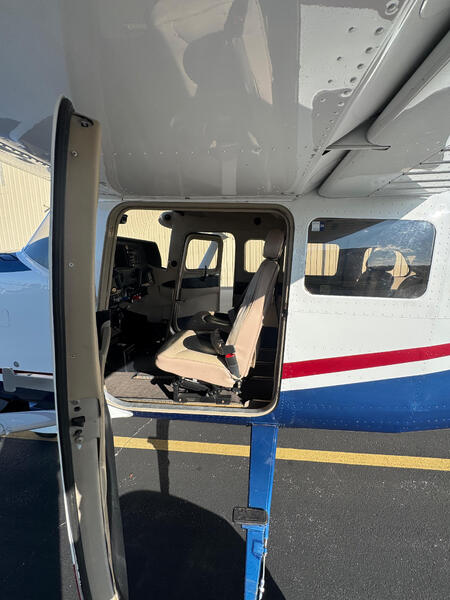 Cessna T206h thumbnail 10