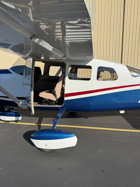 Cessna T206h thumbnail 8