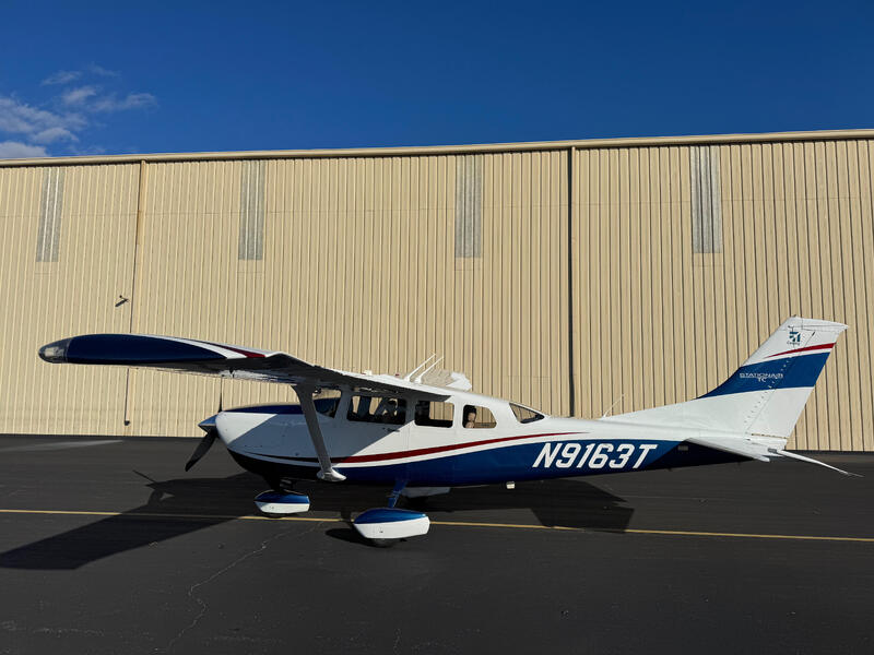 Cessna T206h thumbnail 2