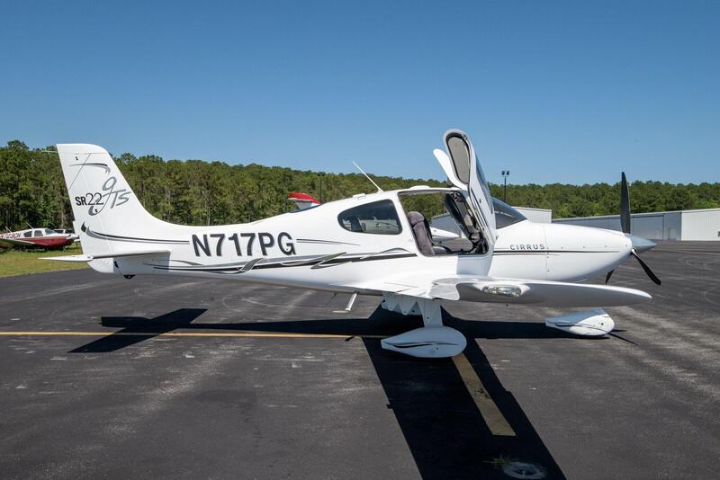2005 Cirrus SR22 G2 4