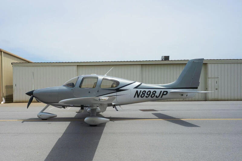 2005 CIRRUS SR22 G2